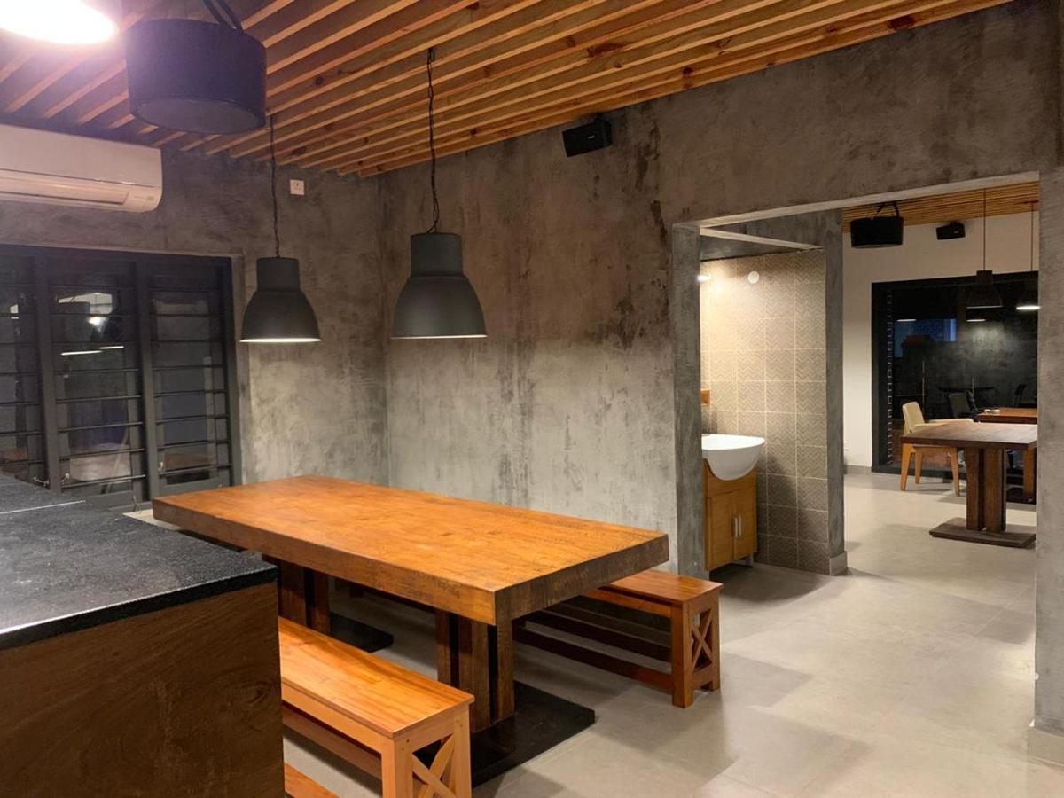 Solo Inn Kochi Exteriör bild