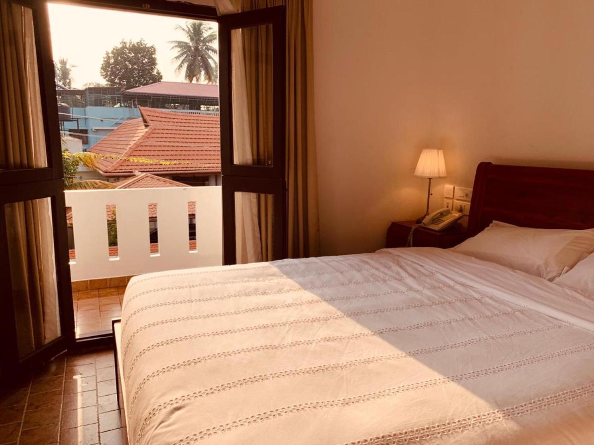 Solo Inn Kochi Exteriör bild